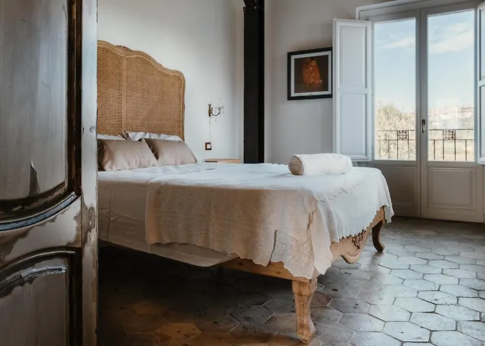 Couette-café La Pagliera 4*