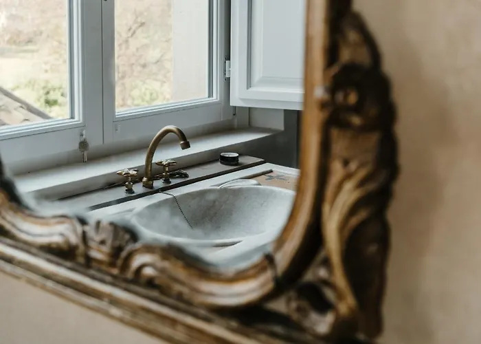 Couette-café La Pagliera 4*