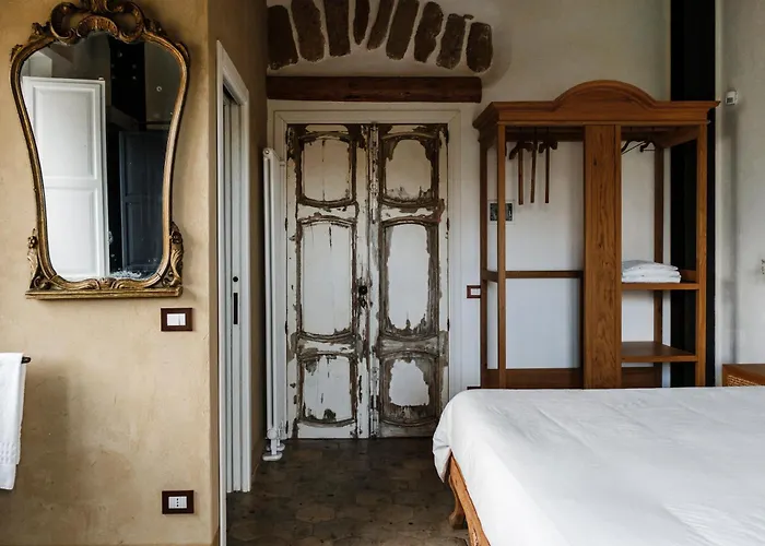 Bed & Breakfast La Pagliera 4*